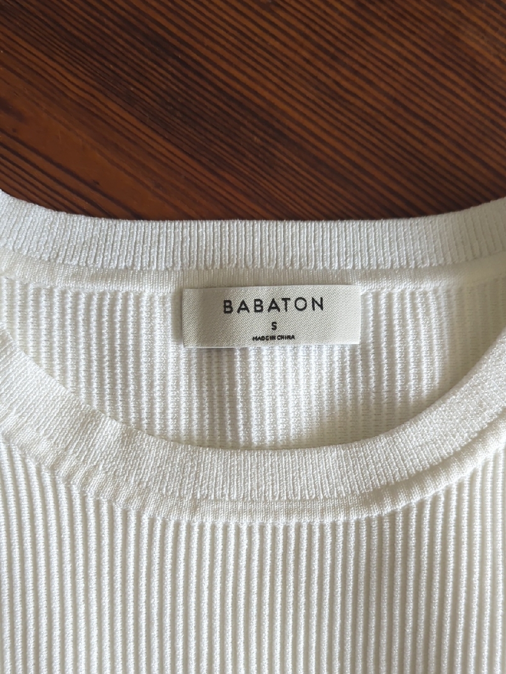 Babaton Cream Ribbed Sleeveless Tank Top - Picture 2 of 2